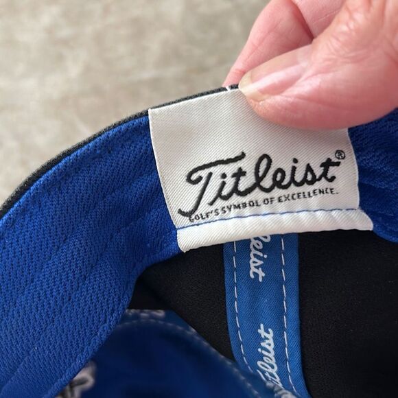 TITLEIST Golf Hat - Picture 3 of 4